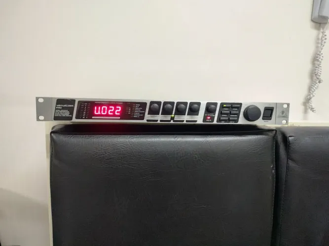 Behringer Virtualizer Pro DSP2024P 24-Bit