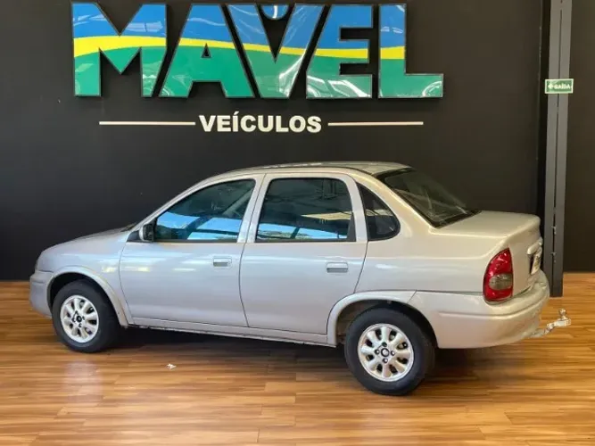 Chevrolet Corsa Sedan 1.0 MPFI 8V 71cv 4P 2004