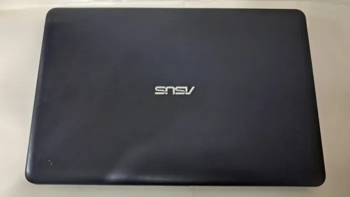 Asus I3 6100u