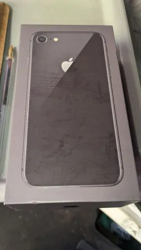 Caixa vazia iPhone 8