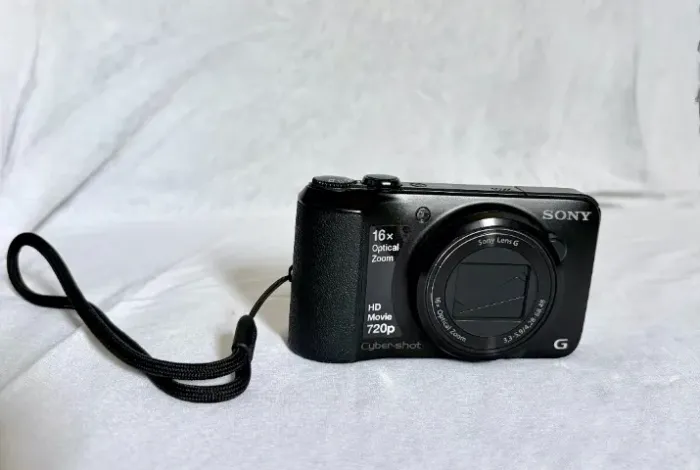 Câmera Digital Sony Cyber-shot DSC-H90