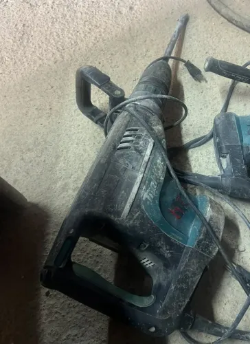 Martelete de 10 kg makita