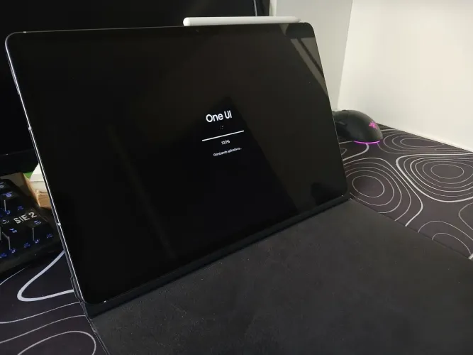 S10FE+ (tablet 128gb e 8gb ram)