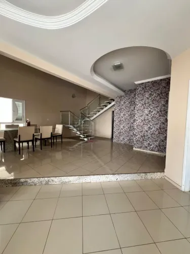 Casa Duplex No Quintas do Calhau Para Venda