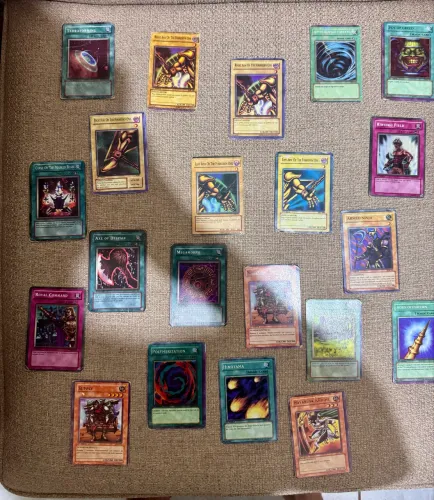 Cartas Yu-Gi-Oh!- Exodia| Algumas Réplicas