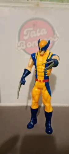 Boneco wolwerine tradicional Hasbro 30 cm usado 