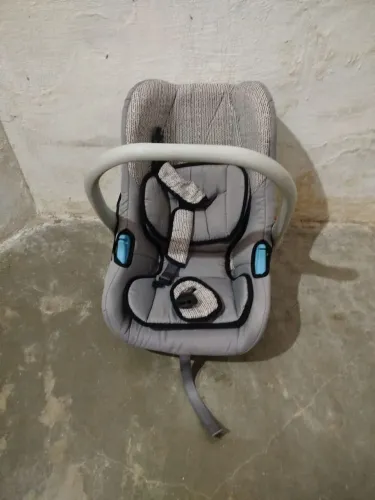 Cadeira de carro de bebe