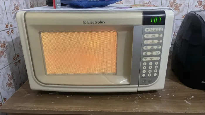 Vende se microondas
