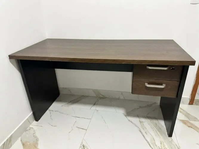 Mesa de Escritório 