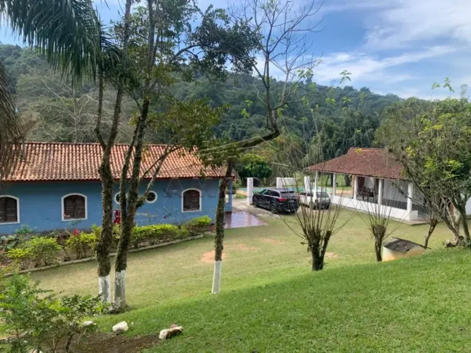 Chácara dos Sonhos em Santa Isabel S/P com Rio nos Fundos e 15.000 m²