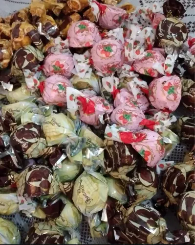 Brigadeiros e trufas pra revenda