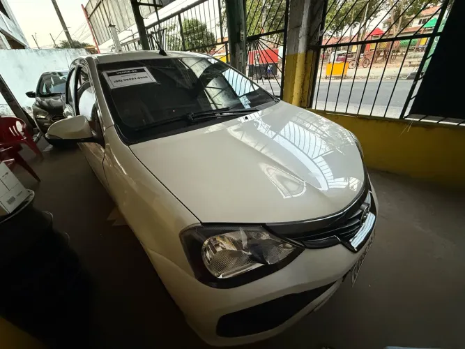 Toyota Etios X Plus Sedan 1.5 Flex 16V 4P Aut. 2020