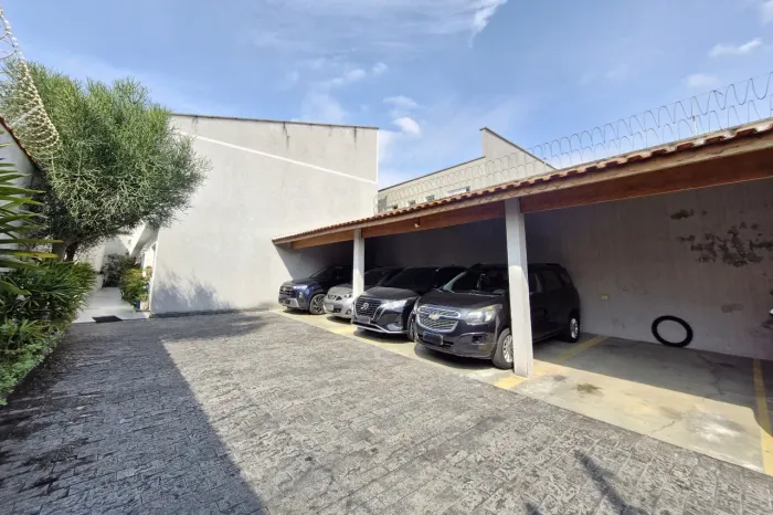 Casa no condomínio Residência Coelho III para venda com 2 quartos, sendo 2 suítes, 63m²