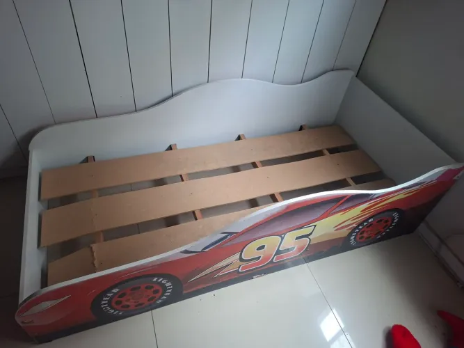 Cama infantil Carros