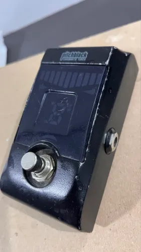 Pedal afinador Korg Pitchblack
