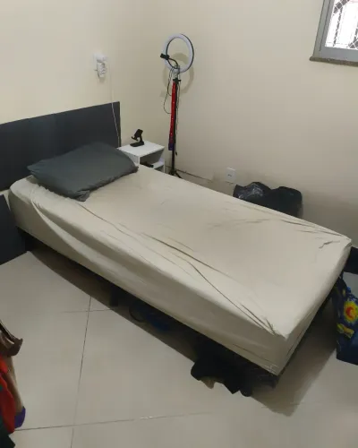Cama box solteiro usado!