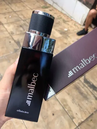 Perfume masculino e feminino , Promoção fecha mês ?