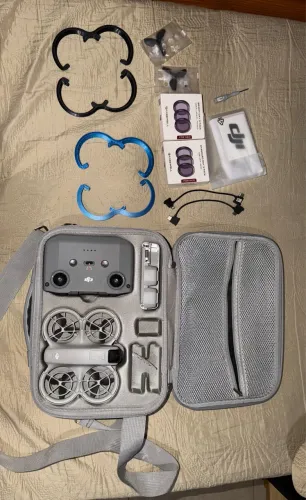 Drone Dji Neo Combo Fly More