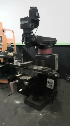 Fresadora  -  Fresa Furadeira 