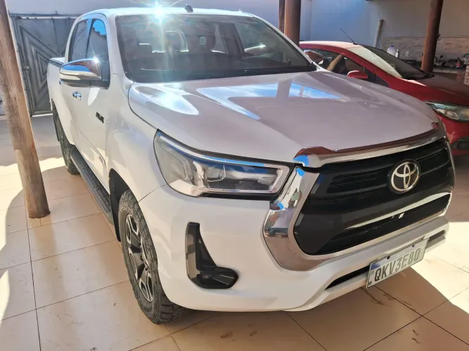 Toyota Hilux CD SRX 4X4 2.8 TDI 16V Diesel Aut. 2016