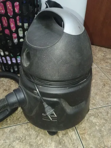 Aspirador Eletrolux 1400w