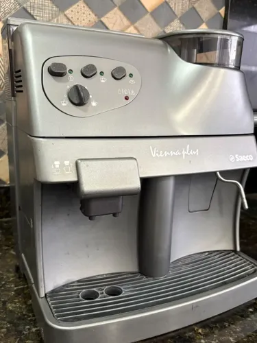 Cafeteira SAECO VIENNA PLUS