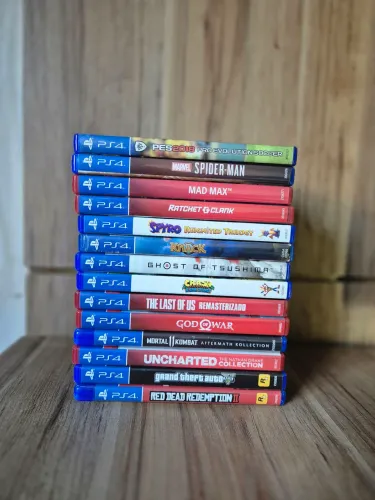 Vendo jogos de ps4 