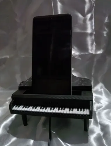 Suporte para celular em formato de piano impressão 3D 