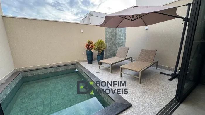 Casa completa c piscina, usina solar e acabamento impecável no Cidade Nova!