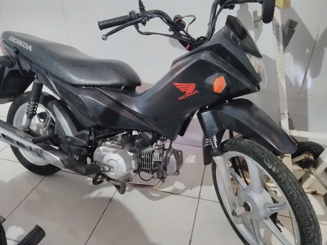 Pop muito nova feito revisão de motor
