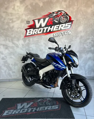 BAJAJ DOMINAR 200 2023 