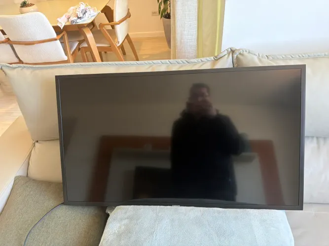 TV Samsung 40? Full HD LED - Modelo UN40J5290 - Excelente estado