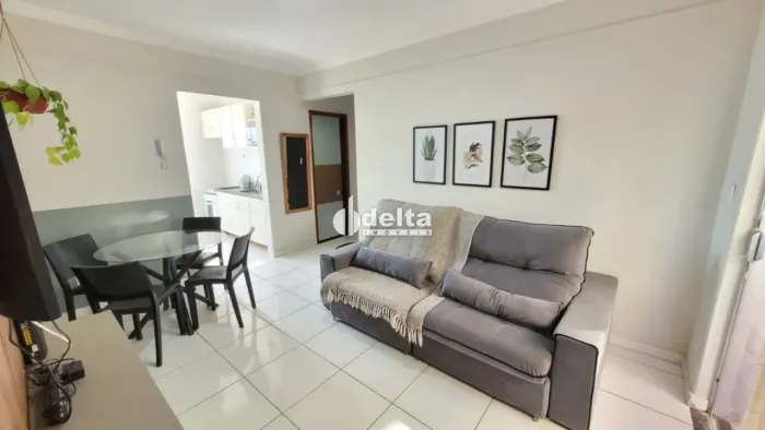 Apartamento com 2 quartos , disponível para Venda no bairro Santa Mônica em Uberlândia-MG