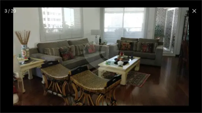 Apartamento à venda no Paraíso de 303m² com 4 suítes e 4 vagas.