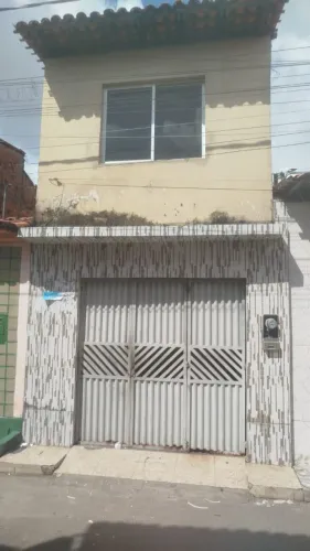 Vendo casa de andar 