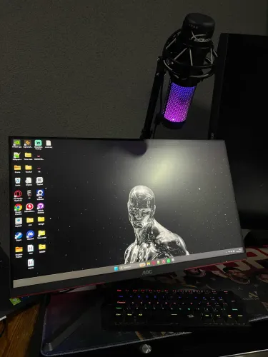 Monitor Aoc 240hz 0.5ms 24.5p
