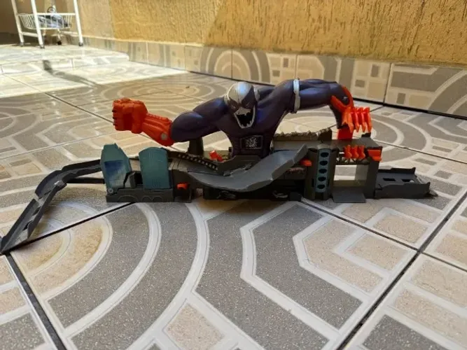 Pista Hot Wheels Smash Claw
