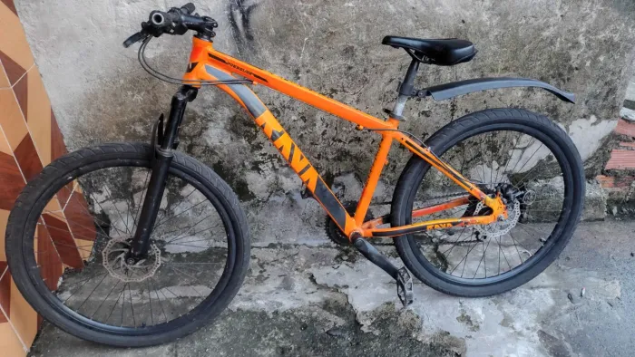 Vendo uma bicicleta