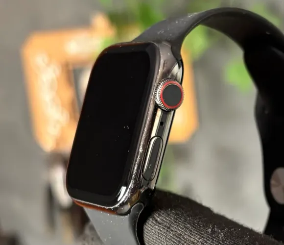 Apple Watch Series 4 44mm (aço inoxidável) GPS+celular 