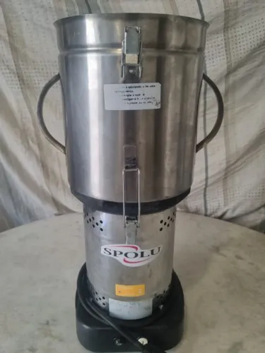 Processador De Alimentos Cutter Industrial De Inox Spollu Bivolt