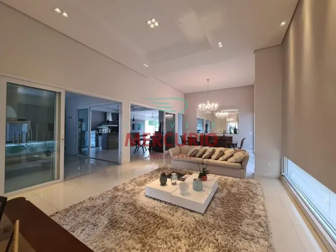 CONDOMÍNIO SAMAMBAIA - Lindíssima CASA TERREA com 3 suítes e piscina- Bauru/SP