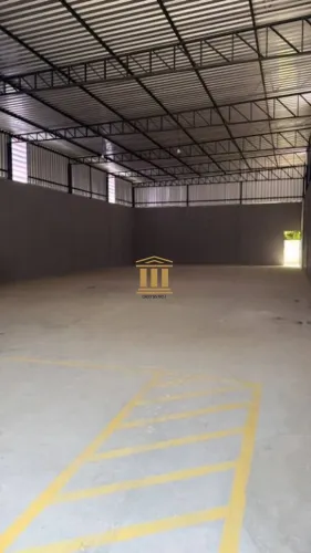 Galpão para alugar, 200 m² por R$ 7.100,00/mês - Residencial União - São José dos Campos/S