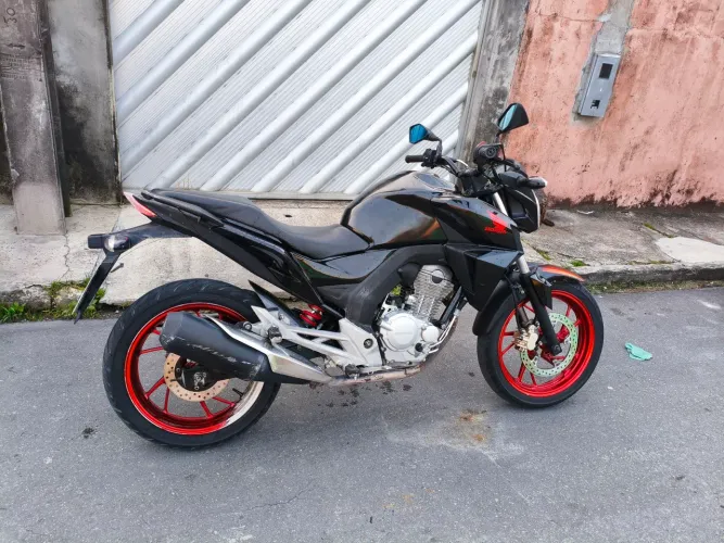 Vendo CB Twister 2016