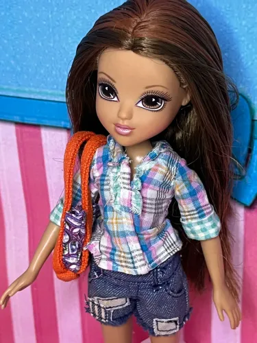 Boneca Moxie Girlz Summer 