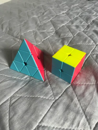 Cubo magico 2x2 e pyraminx