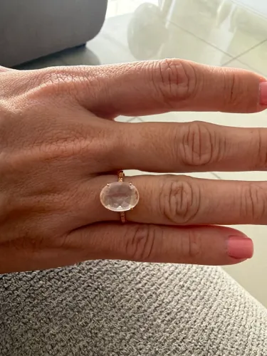 ANEL EM OURO ROSÉ 18K COM UM CRISTAL E 2 DIAMANTES(SOMENTE UM) DE 0,005CT