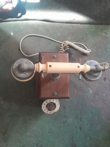 Telefone vintagem decorativo 120 R$