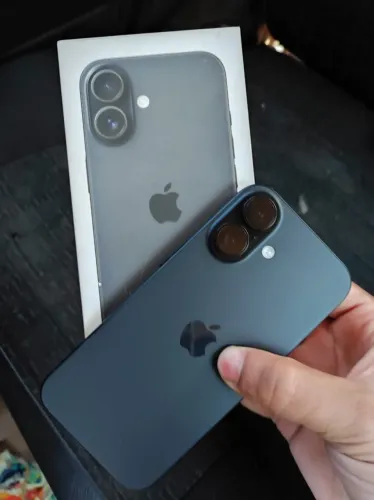 iPhone 16 128Gb 2 Ciclos/GARAN/ 05/08/2027
