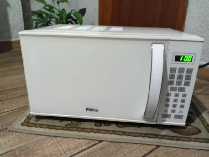 Microondas philco 21l, moderno, funcionando certinho, 127volts
