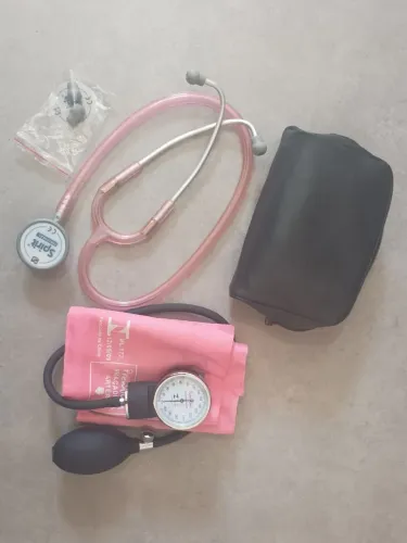 Kit Estetoscópio Spirit + Esfigmomanômetro (Aparelho de Pressão) - Usado